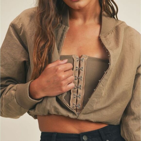 **Sellimg Fast ⭐️MABLE Cropped Or Not Two Way Jacket in Mocha Sz Sm Md - Picture 6 of 9